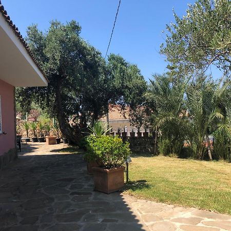 Residence Serrone Санта-Мария-ди-Кастеллабате Экстерьер фото