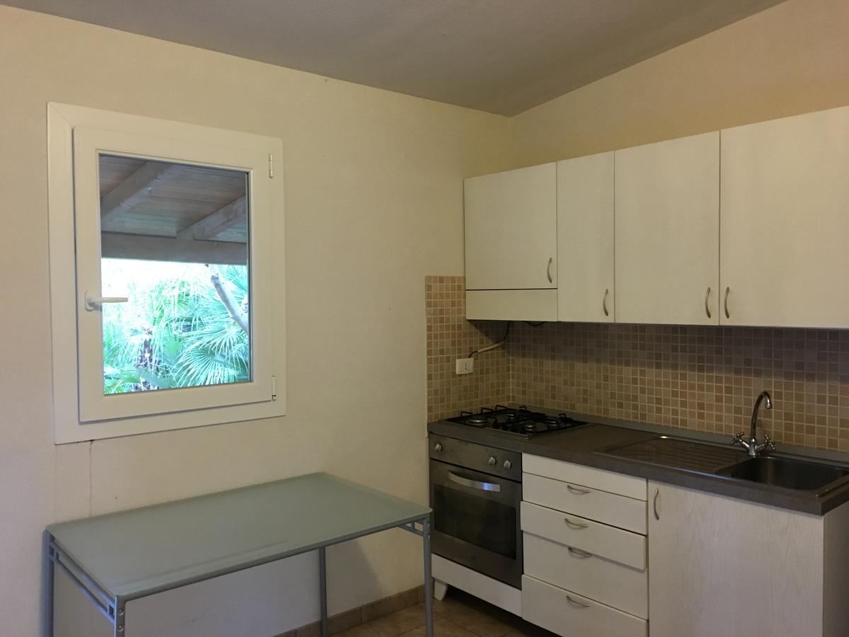 Residence Serrone Санта-Мария-ди-Кастеллабате Экстерьер фото