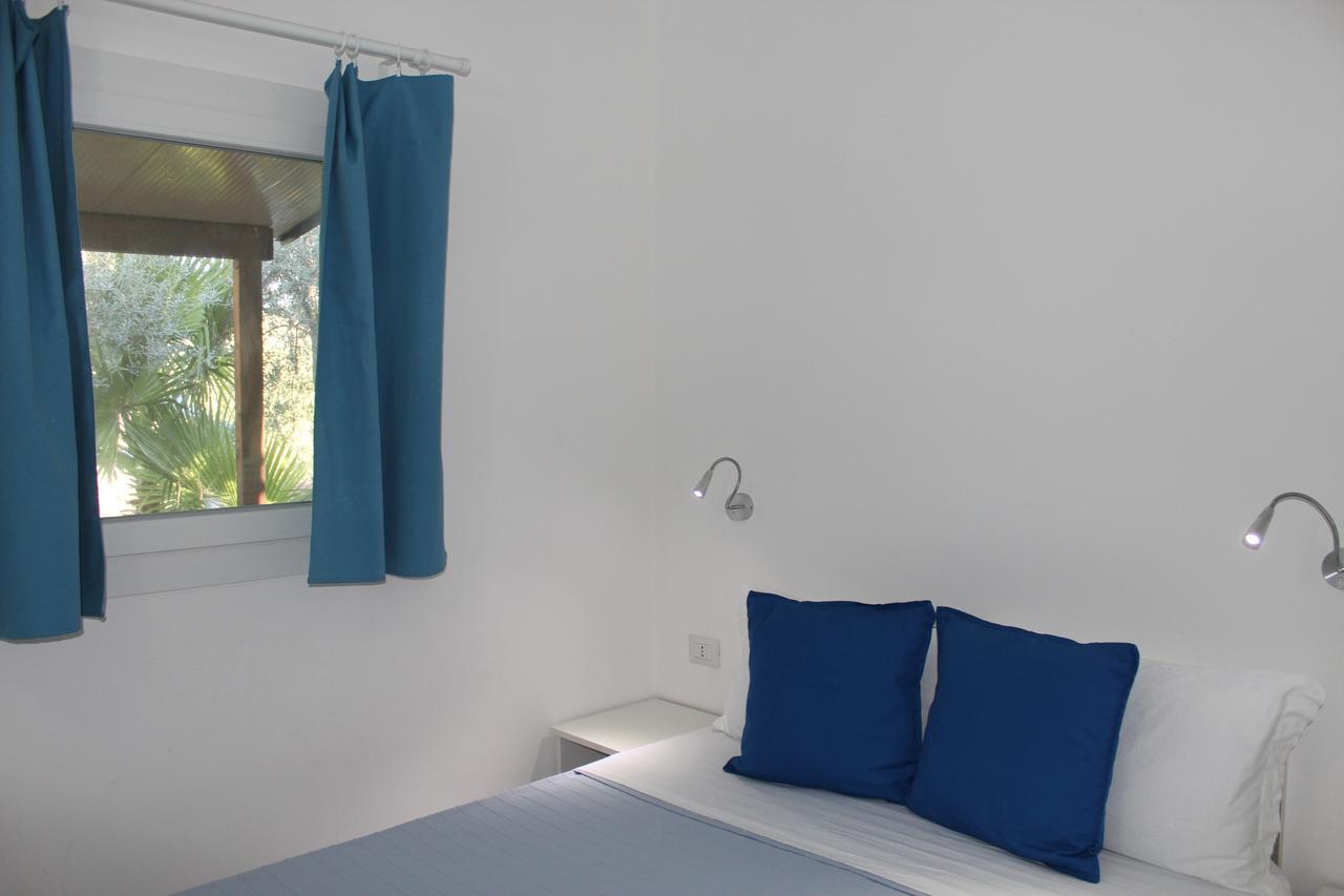 Residence Serrone Санта-Мария-ди-Кастеллабате Экстерьер фото