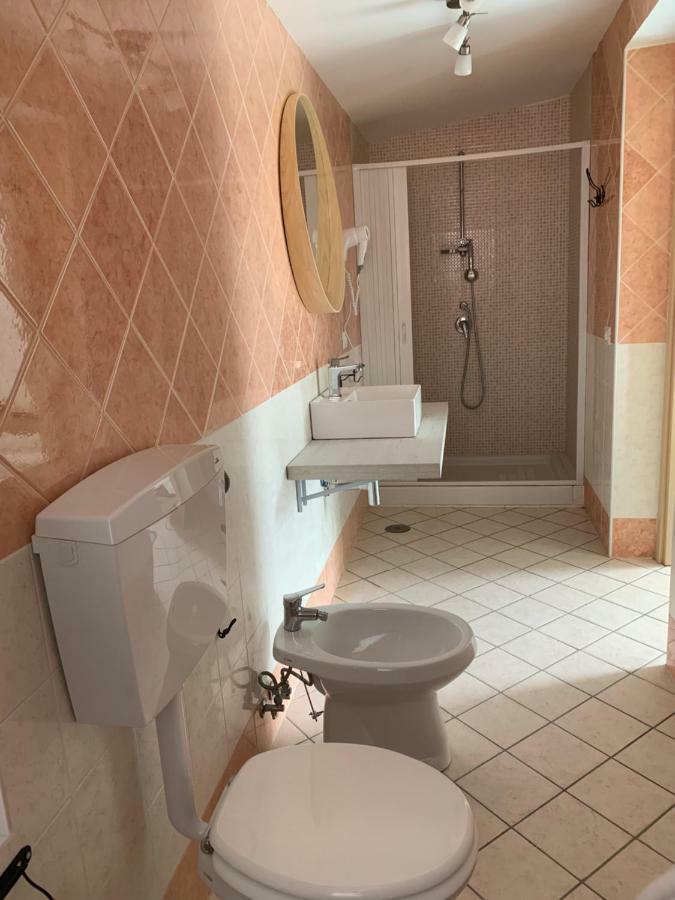 Residence Serrone Санта-Мария-ди-Кастеллабате Экстерьер фото